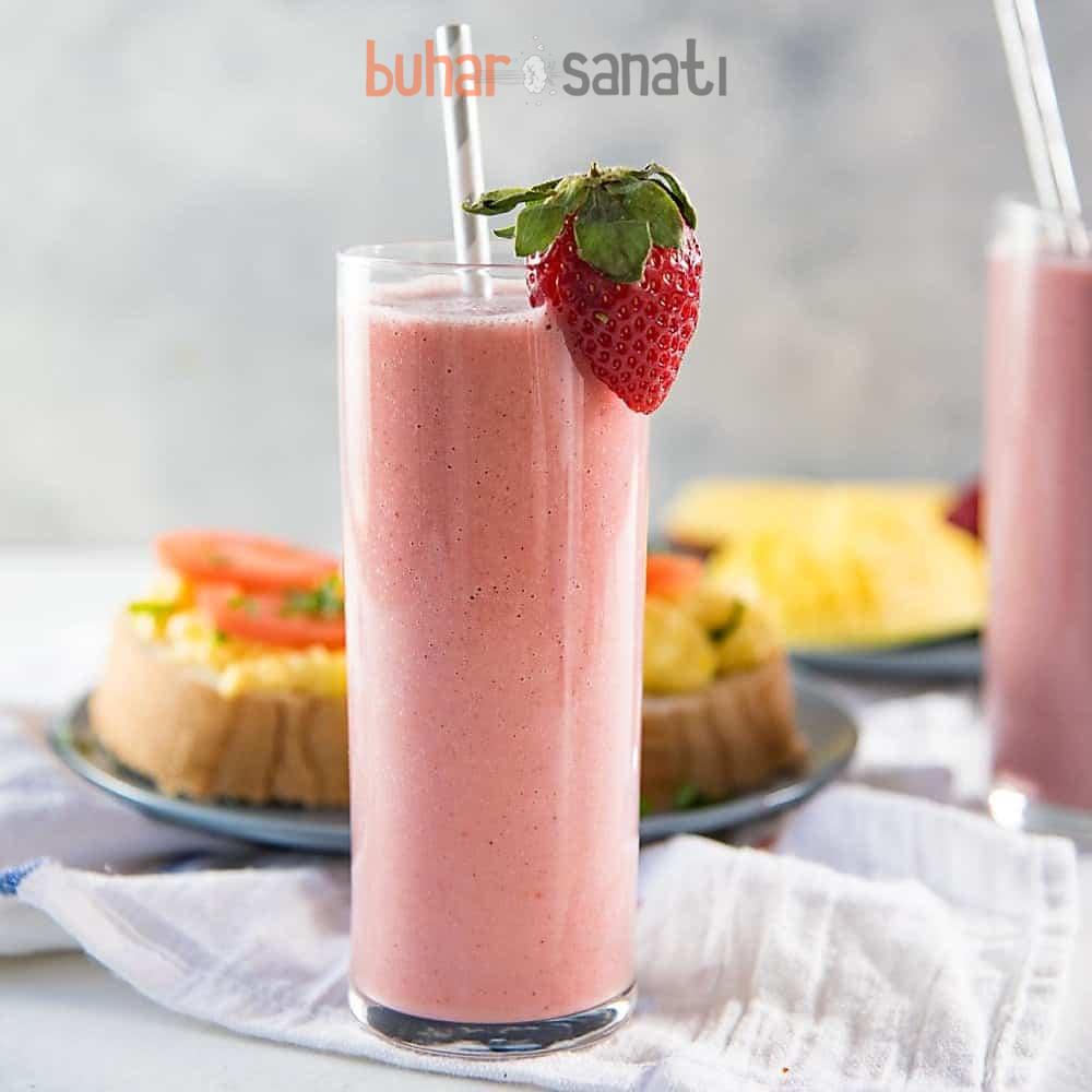 Strawberry Smoothie Nasıl Yapılır